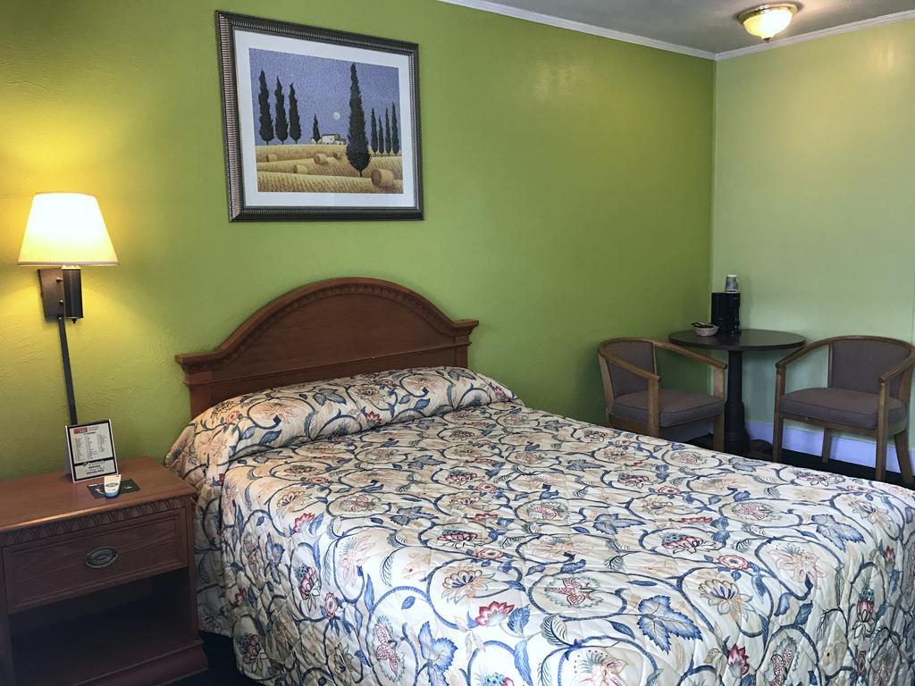 Economy Inn Danville Ngoại thất bức ảnh